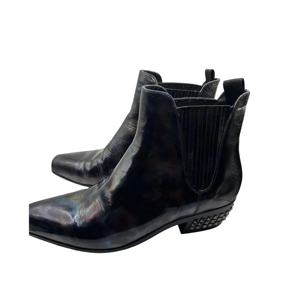 Donald Pliner Iridescent Patent Leather‎ Studded Heel Chelsea Boots Womens 8M